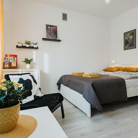 קרקוב Charming Apt Old Town & Jewish District, Quiet Neighborhood מראה חיצוני תמונה