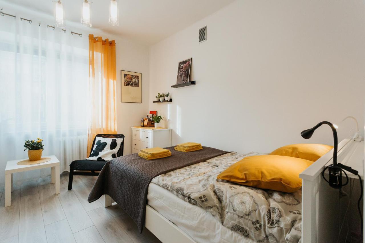 קרקוב Charming Apt Old Town & Jewish District, Quiet Neighborhood מראה חיצוני תמונה