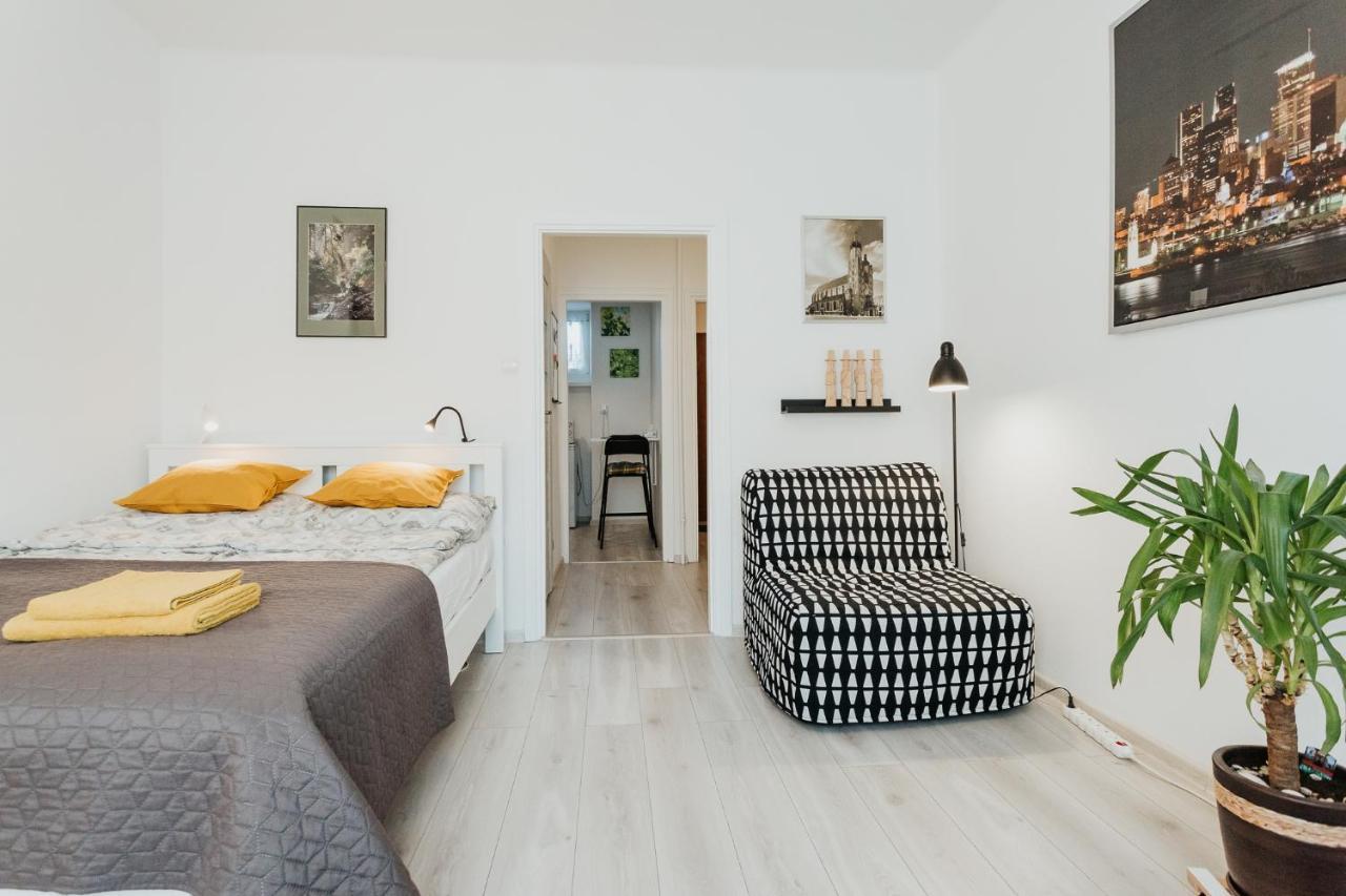 קרקוב Charming Apt Old Town & Jewish District, Quiet Neighborhood מראה חיצוני תמונה